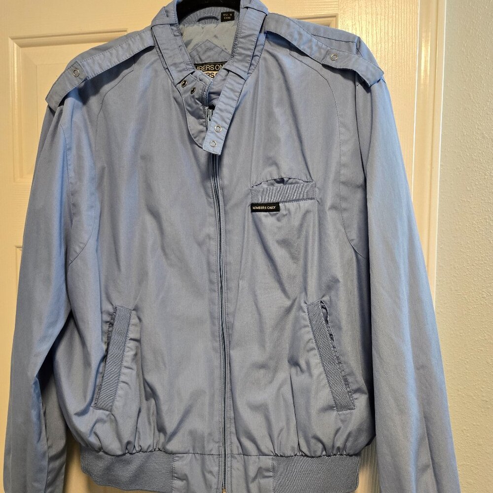 Vintage Member's Only Blue Bomber Jacket Size Large 42